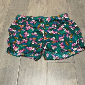 Woman’s shorts, size medium.